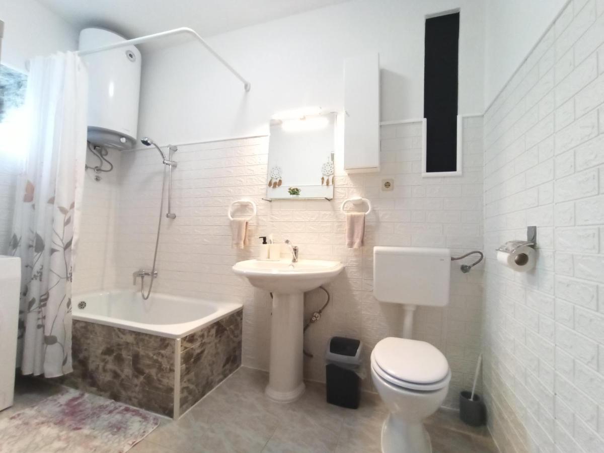 Apartment Dora Задар Экстерьер фото
